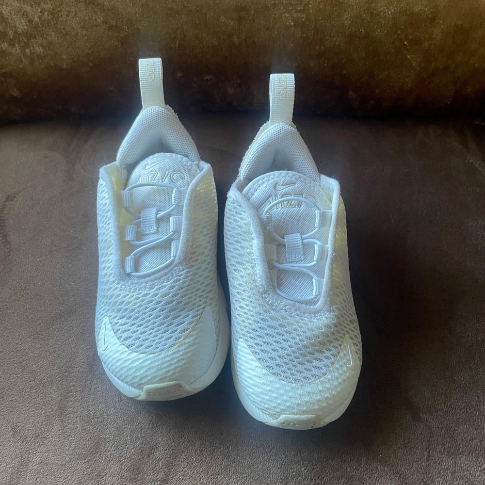 Nike Kids White Mesh Slip-On Sneakers